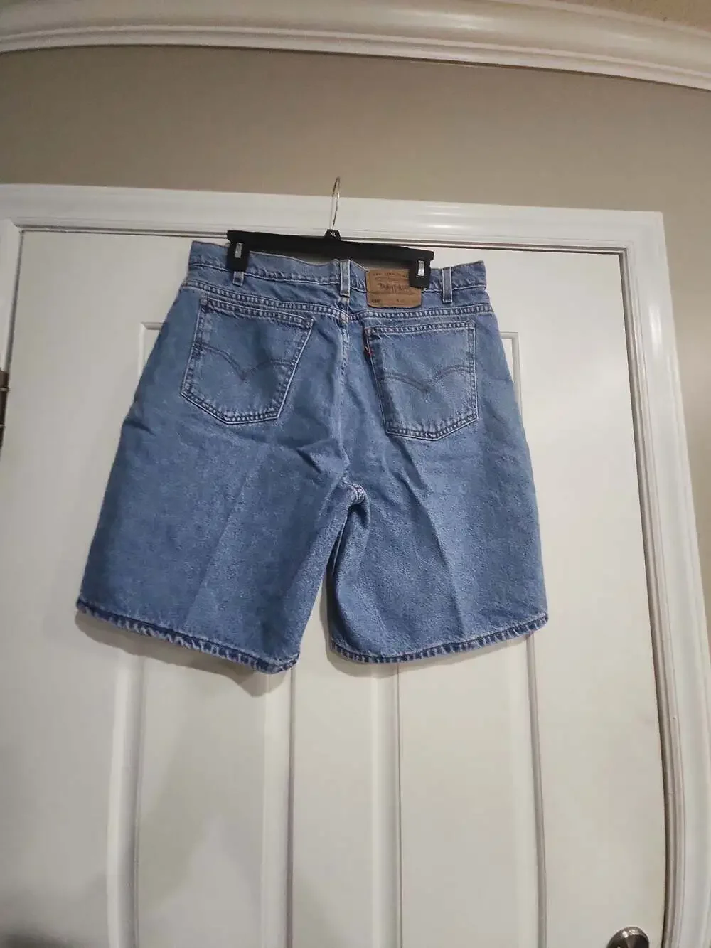 Vintage Levi's 550 Relaxed Fit Denim Shorts Men's Size 36